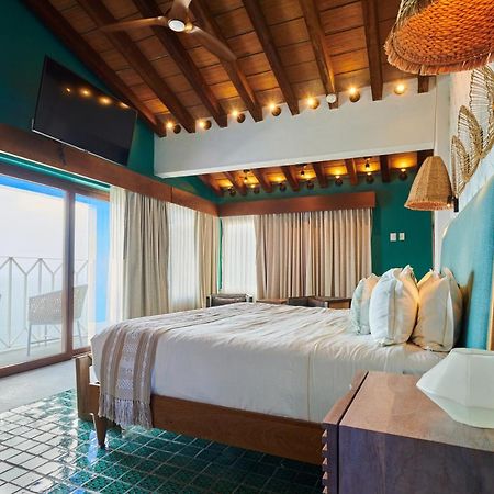 Hotel Luxury Patio Azul (Adults Only) Puerto Vallarta Zewnętrze zdjęcie Suite at the Hotel Habitas