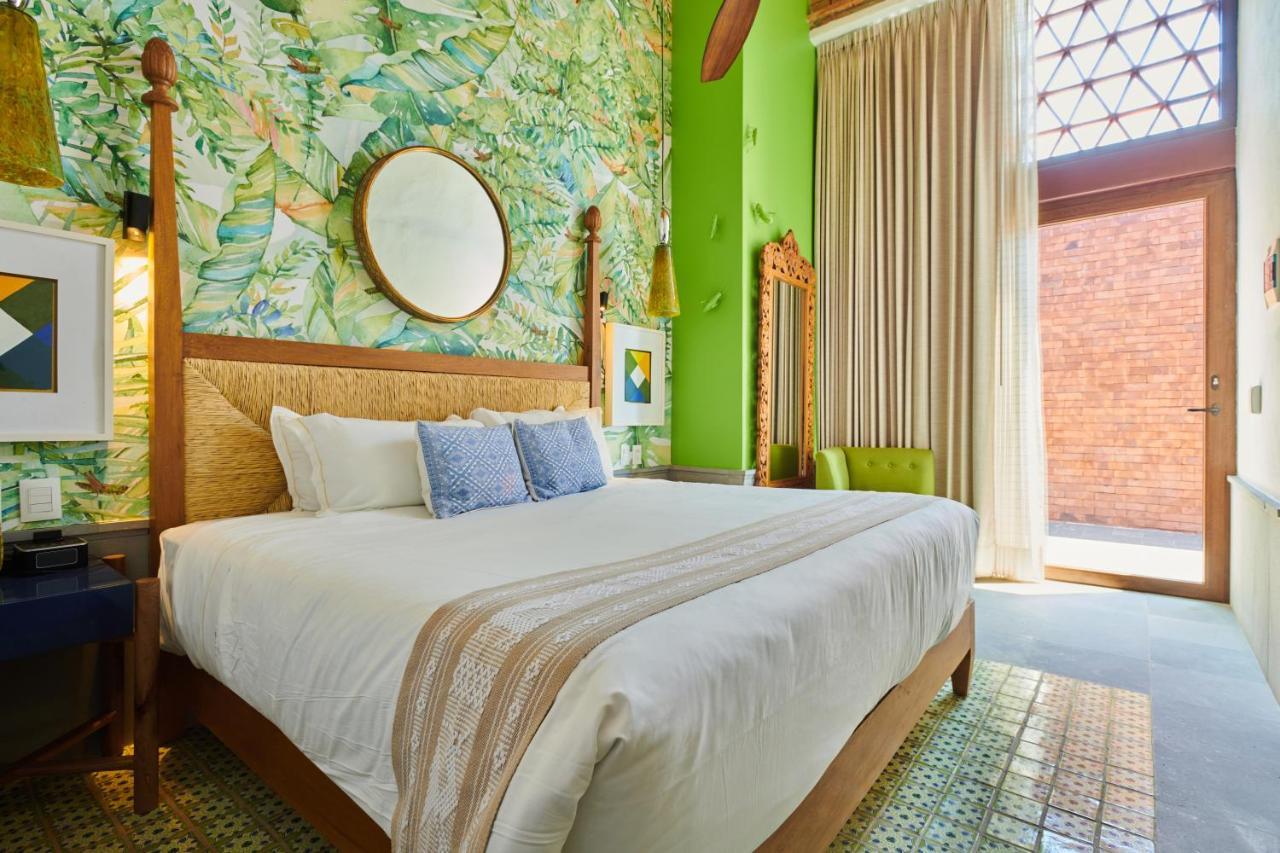 Hotel Luxury Patio Azul (Adults Only) Puerto Vallarta Zewnętrze zdjęcie A bedroom at the hotel